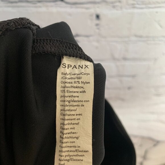 Spanx Faux Leather Black Fall Leggings- Small - Picture 7 of 7